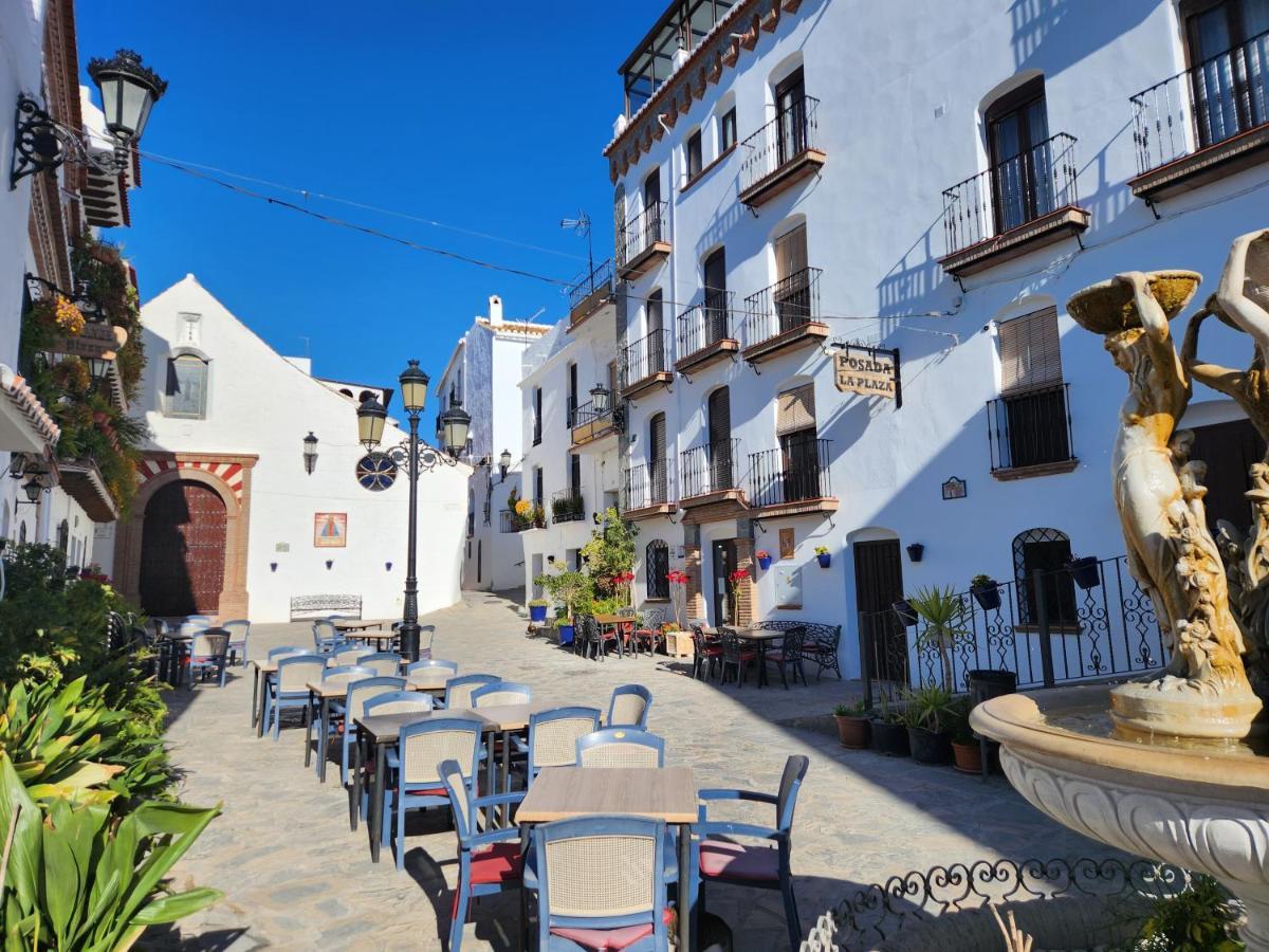 Canillas de Albaida Posada La Plaza מראה חיצוני תמונה