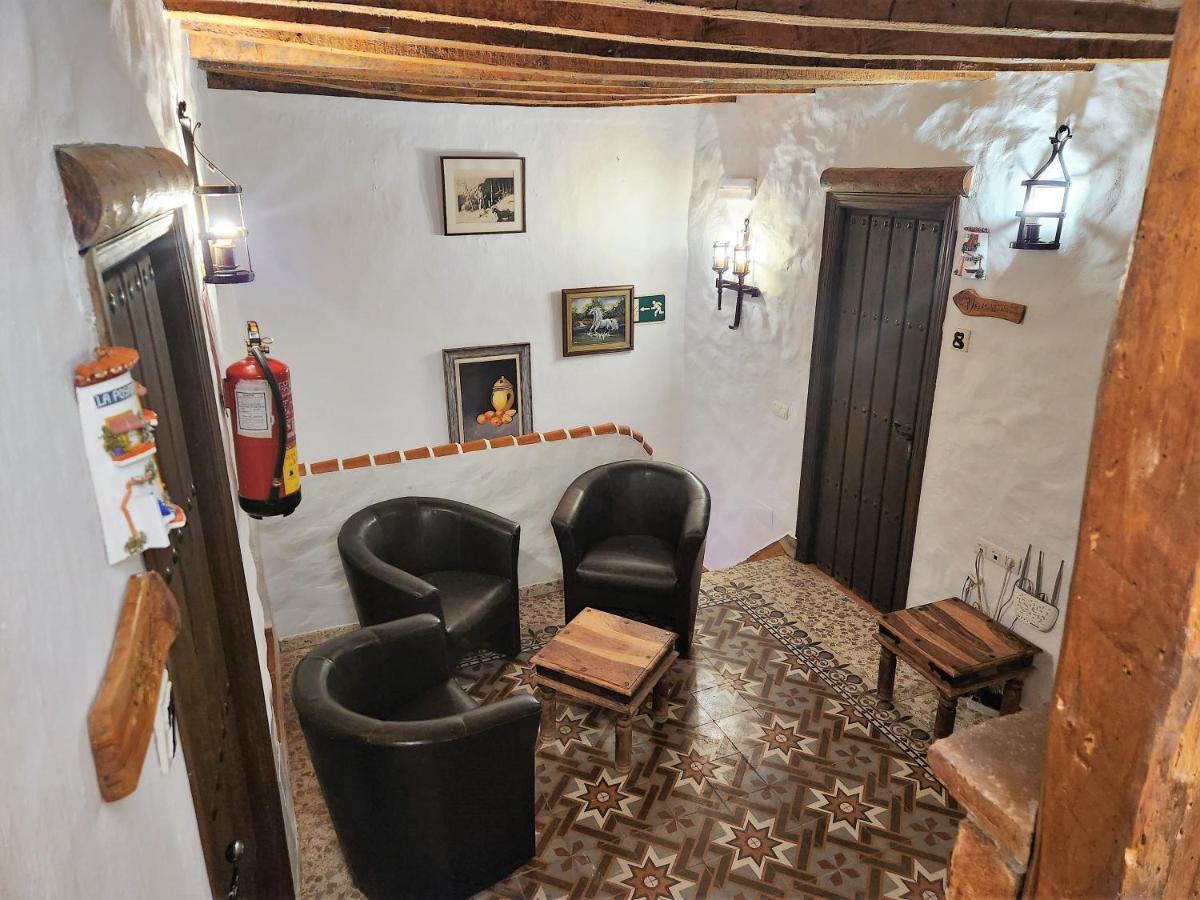 Canillas de Albaida Posada La Plaza מראה חיצוני תמונה